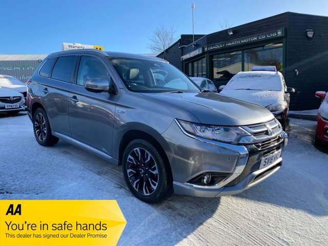 2018 Mitsubishi Outlander 2.0h 12kWh 4hs SUV 5dr Petrol Plug-in Hybrid CVT 4WD Euro 6 (s/s) (200 ps) photo