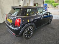 USED 2022 22 MINI Electric Hatch Cooper SE 32.6kWh Level 3 Hatchback 3dr Electric Auto (184 ps) FULL HISTORY  ##  PRISTINE CAR