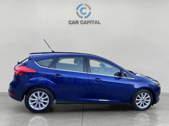 2016 Ford Focus 1L Titanium 5dr - Photo 5