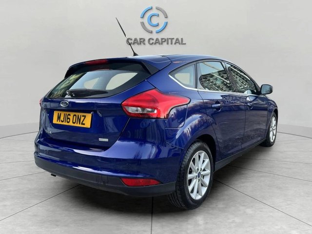 2016 Ford Focus 1L Titanium 5dr - Photo 6