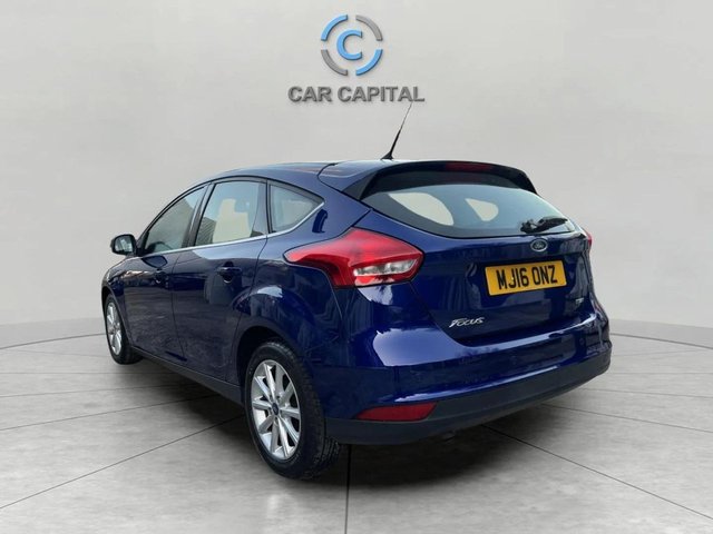 2016 Ford Focus 1L Titanium 5dr - Photo 12