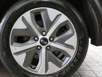 USED 2021 71 KIA NIRO 64kWh 4+ SUV 5dr Electric Auto (201 bhp) 1 Owner Excellent example Sat Nav Android Apple Car Play Sunroof Leather Heated Seats Parking sensors Service History Warranty