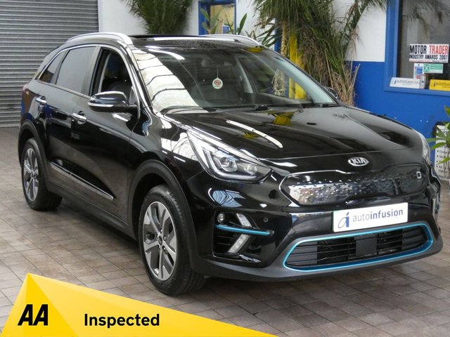View our Kia Niro 64kWh 4+ SUV 5dr Electric Auto (201 bhp)