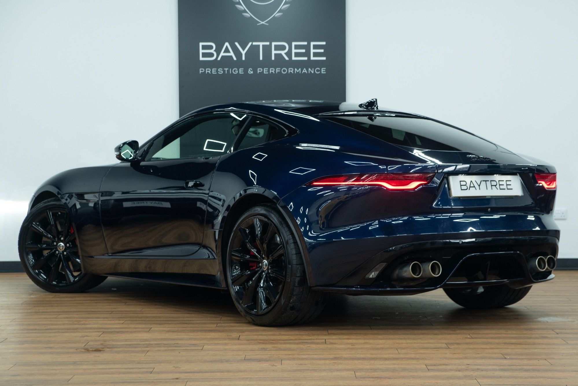 USED 2022 72 JAGUAR F-TYPE 5.0 V8 R Coupe  