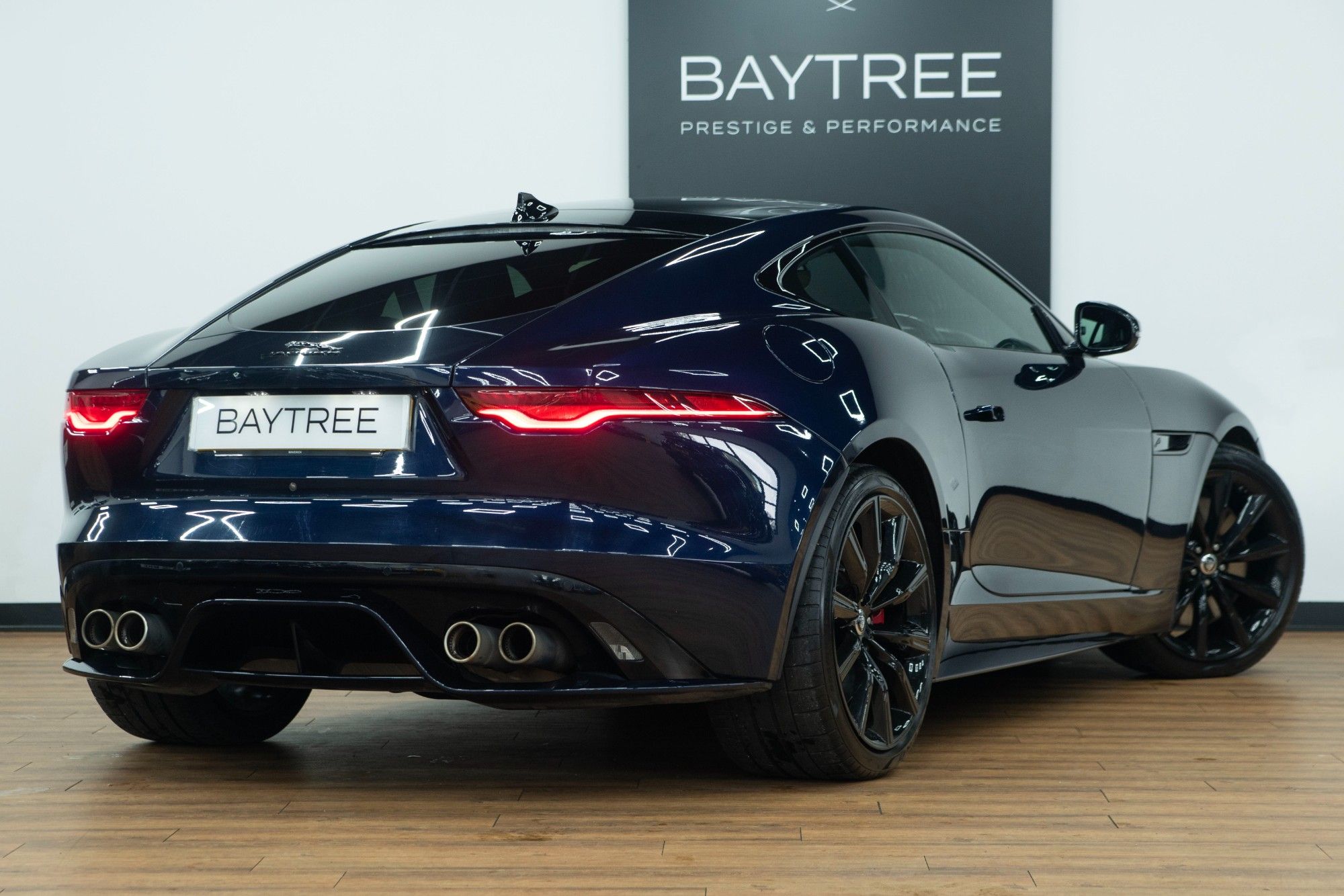 USED 2022 72 JAGUAR F-TYPE 5.0 V8 R Coupe  