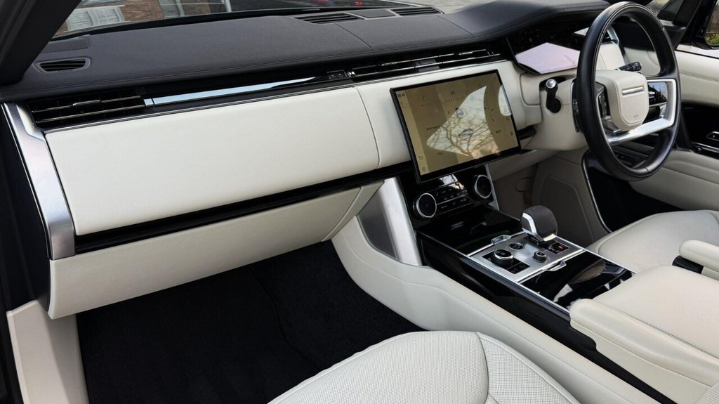 USED 2022 72 LAND ROVER RANGE ROVER 3.0 D300 MHEV SE Auto 4WD Euro 6 (s/s) 5dr HUGE SPEC|PANROOF|GHOST|FRIDGE
