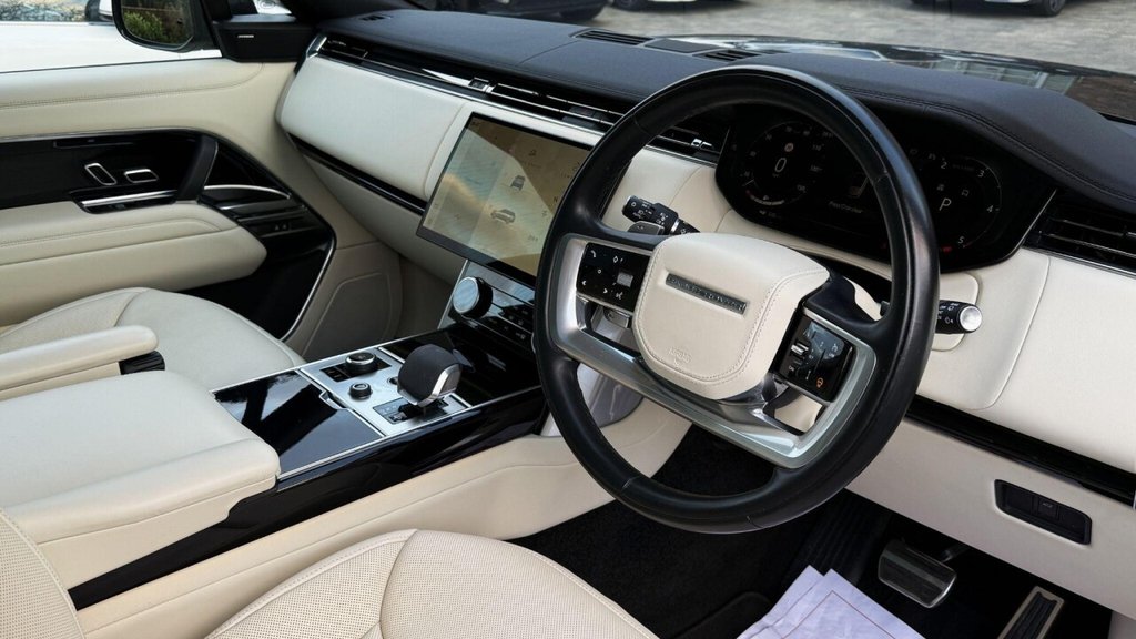 USED 2022 72 LAND ROVER RANGE ROVER 3.0 D300 MHEV SE Auto 4WD Euro 6 (s/s) 5dr HUGE SPEC|PANROOF|GHOST|FRIDGE