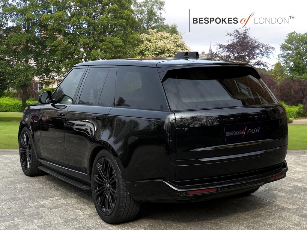 USED 2022 72 LAND ROVER RANGE ROVER 3.0 D300 MHEV SE Auto 4WD Euro 6 (s/s) 5dr HUGE SPEC|PANROOF|GHOST|FRIDGE