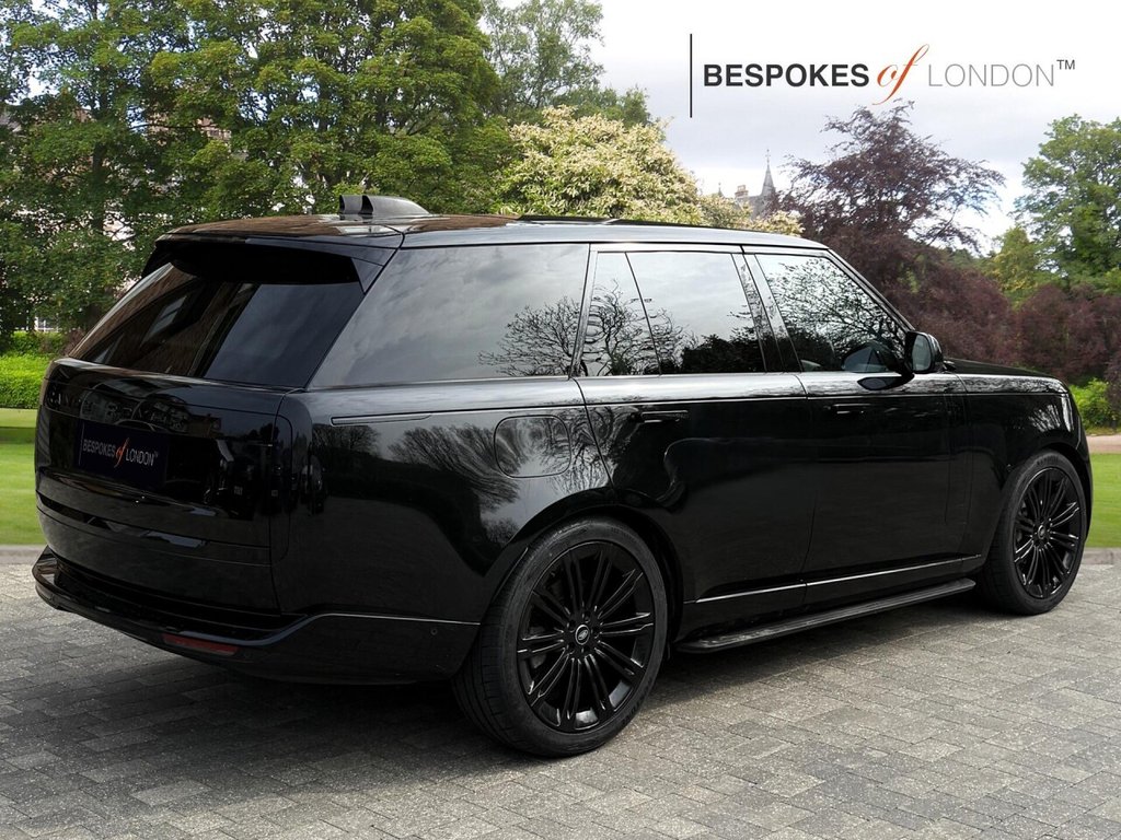 USED 2022 72 LAND ROVER RANGE ROVER 3.0 D300 MHEV SE Auto 4WD Euro 6 (s/s) 5dr HUGE SPEC|PANROOF|GHOST|FRIDGE