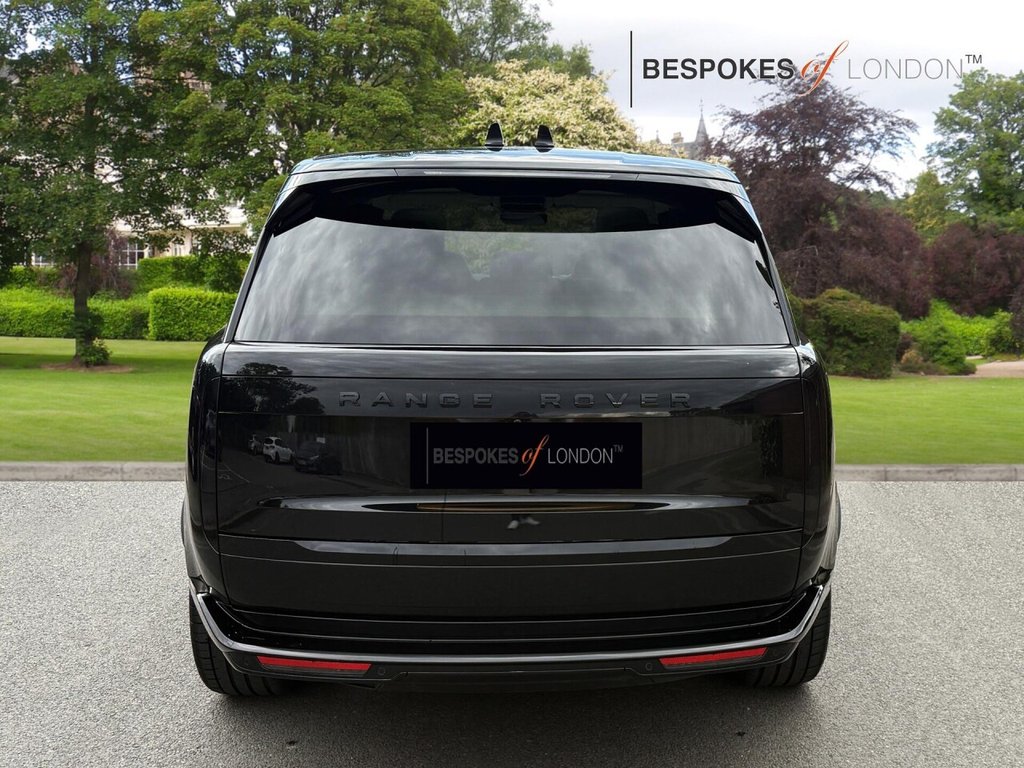 USED 2022 72 LAND ROVER RANGE ROVER 3.0 D300 MHEV SE Auto 4WD Euro 6 (s/s) 5dr HUGE SPEC|PANROOF|GHOST|FRIDGE