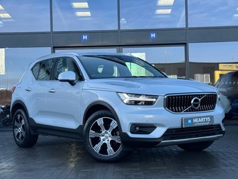 2019 VOLVO XC40