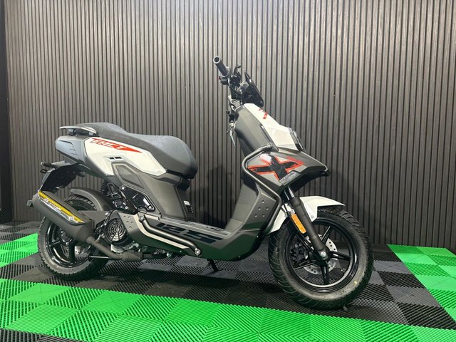 View our KEEWAY FACT X 125