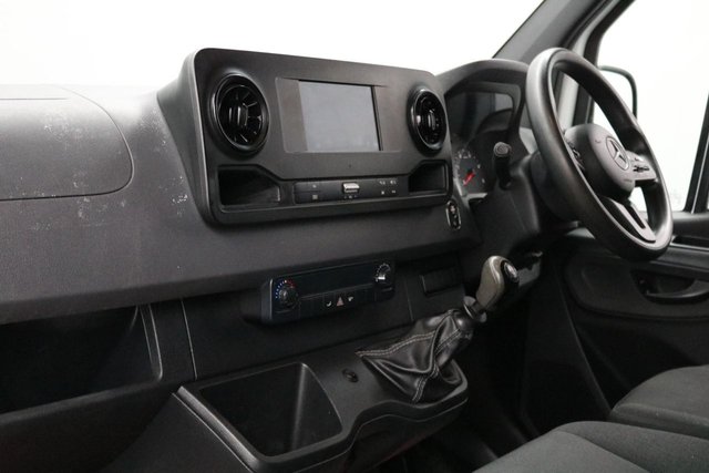 2021 Mercedes-Benz SPRINTER - Photo 2