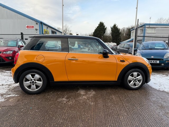2015 MINI HATCH 1.5 Cooper Hatchback 3dr Petrol Manual Euro 6 (s/s) (136 ps) - Photo 2