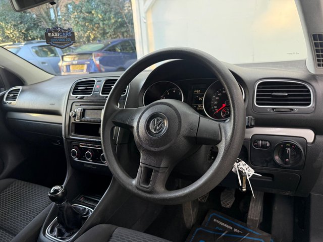View our VOLKSWAGEN GOLF