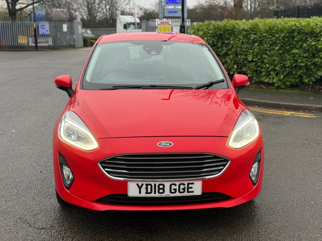 2018 Ford Fiesta 1.1L Zetec 3dr - Photo 2