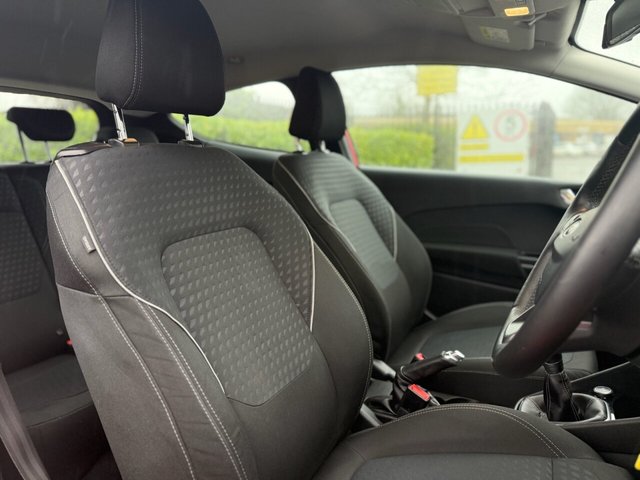 2018 Ford Fiesta 1.1L Zetec 3dr - Photo 10