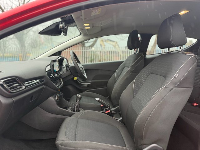 2018 Ford Fiesta 1.1L Zetec 3dr - Photo 12