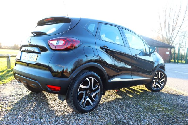2018 RENAULT CAPTUR - Photo 9