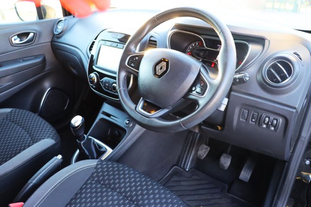 2018 RENAULT CAPTUR - Photo 12