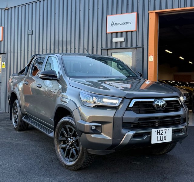 2021 TOYOTA HI-LUX - Photo 5