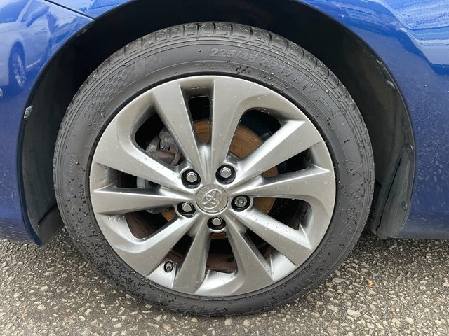 2017 Toyota Auris 1.6L Excel 5dr - Photo 10