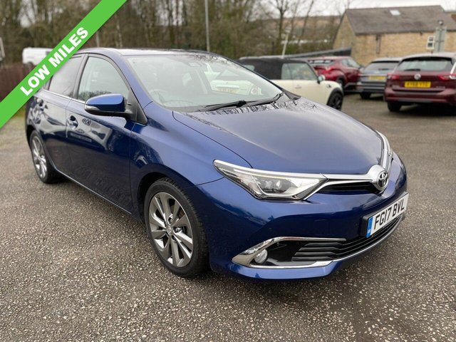 2017 Toyota Auris 1.6L Excel 5dr - Photo 2