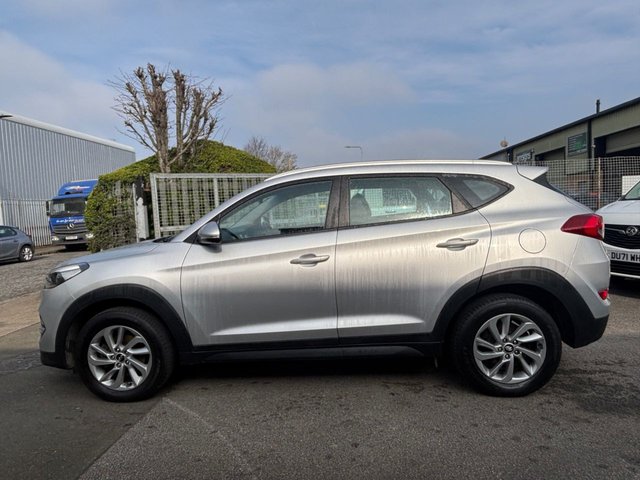 2017 HYUNDAI TUCSON - Photo 4