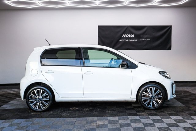 2021 Volkswagen Up! - Photo 4