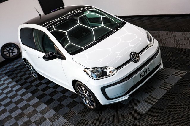 2021 Volkswagen Up! - Photo 3