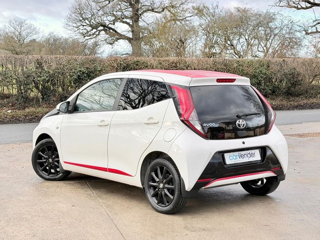2018 Toyota Aygo 1L X-Press 5dr - Photo 6