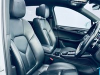 USED 2022 22 PORSCHE MACAN 2.9T V6 S SUV 5dr Petrol PDK 4WD Euro 6 (s/s) (380 ps) PanoramicRoof|21"Inch|FSH