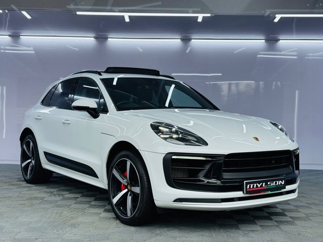 View our PORSCHE MACAN
