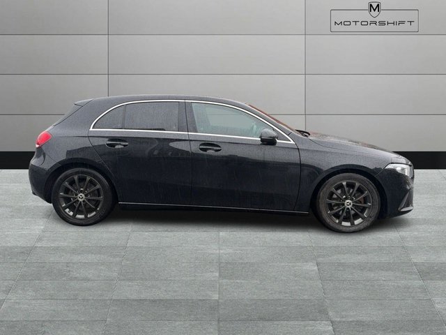 2019 Mercedes-Benz A-CLASS - Photo 8