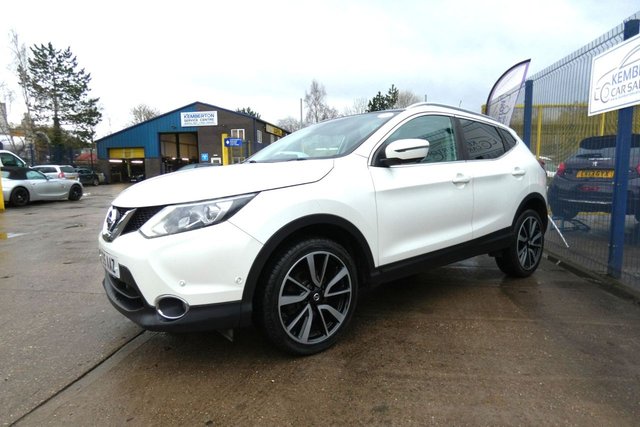 2015 NISSAN QASHQAI - Photo 3
