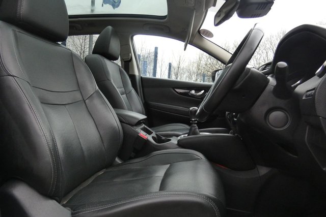 2015 NISSAN QASHQAI - Photo 10