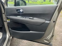 USED 2013 62 PEUGEOT 5008 1.6 e-HDi Active EGC Euro 5 (s/s) 5dr Good Runner