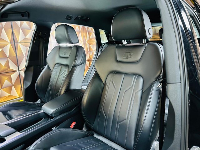 2022 AUDI E-TRON 50 Black Edition Auto quattro 5dr 71.2kWh (11kW Charger) - Photo 10