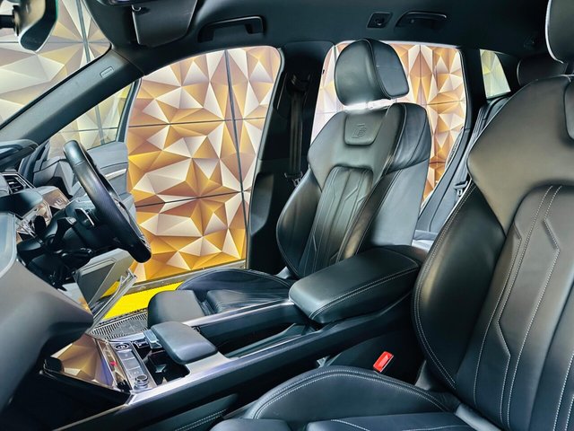 2022 AUDI E-TRON 50 Black Edition Auto quattro 5dr 71.2kWh (11kW Charger) - Photo 4