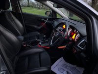USED 2013 13 VAUXHALL ASTRA 1.6 16v Elite Euro 5 5dr Fresh service