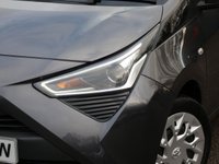 USED 2021 71 TOYOTA AYGO 1.0 VVT-i x-play 5d 70 S/S APPLE CARPLAY / ANDROID AUTO (GIVES YOU SAT NAV), REVERSING CAMERA, DAB RADIO, BLUETOOTH PHONE & MUSIC, AUX & USB INPUTS, MANUAL GEARBOX, LED DAYTIME RUNNING LIGHTS, SPARE WHEEL, LEATHER MULTIFUNCTION STEERING WHEEL, AIR CONDITIONING, TRIP COMPUTER, ISO FIX, TYRE PRESSURE WARNING, SPEED LIMITER, ELECTRIC WINDOWS, ELECTRIC MIRRORS, FOLDING REAR SEATS, AIRBAGS WITH PASSANGER OFF, SPACE SAVER SPARE WHEEL, 1 OWNER FROM NEW, SERVICE HISTORY