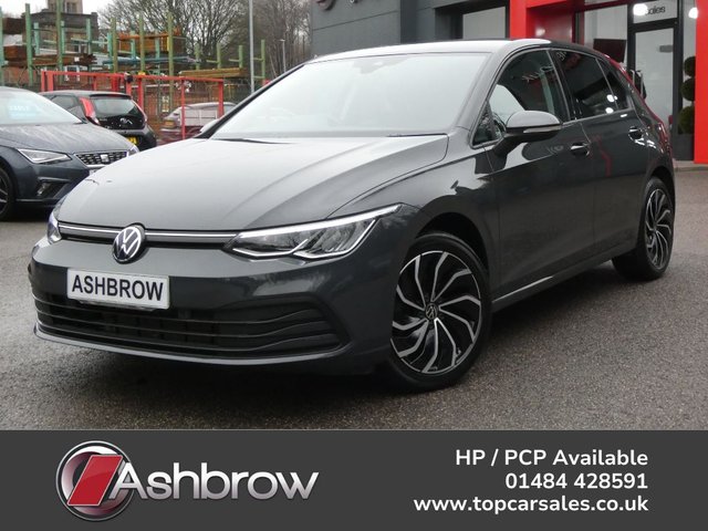 2023 23 Volkswagen Golf 1.5 TSI Life 5d 130 S/S