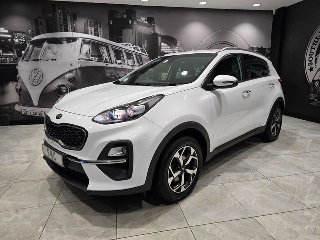 View our Kia Sportage 1.6 CRDi MHEV 2 SUV 5dr Diesel Hybrid Manual Euro 6 (s/s) (134 bhp)