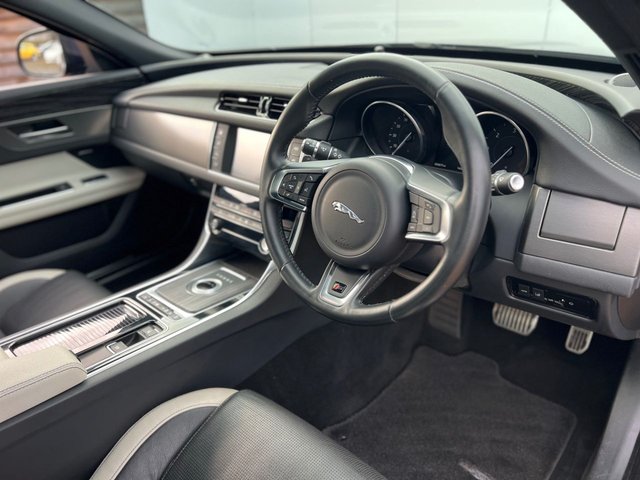 2016 JAGUAR XF 3.0d V6 S Saloon 4dr Diesel Auto Euro 6 (s/s) (300 ps) - Photo 12