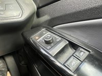 USED 2022 22 VOLKSWAGEN 181 Pure 52kWh Life SUV 5dr Electric Auto (148 ps) 224 Miles On A Full Charge