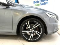 USED 2018 67 VOLVO V40 1.5 T2 R-Design Pro Hatchback 5dr Petrol Auto Euro 6 (s/s) (122 ps) AUTO with SATNAV Heated Leather Park Assist 18" Alloys Privacy Glass only 32000 Miles Great Service History