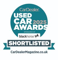 USED 2018 67 VOLVO V40 1.5 T2 R-Design Pro Hatchback 5dr Petrol Auto Euro 6 (s/s) (122 ps) AUTO with SATNAV Heated Leather Park Assist 18" Alloys Privacy Glass only 32000 Miles Great Service History