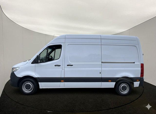 2023 Mercedes-Benz Sprinter 2L Premium 5dr - Photo 6