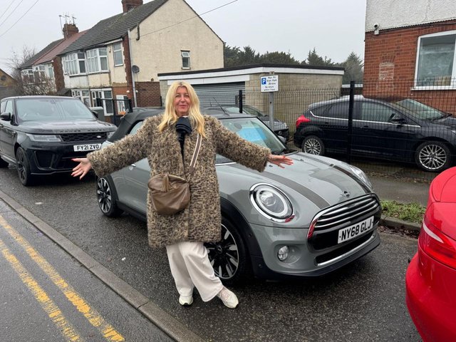 2018 68 MINI Convertible 1.5 Cooper Exclusive Convertible 2dr Petrol Steptronic Euro 6 (s/s) (136 ps)