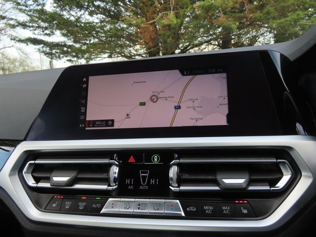 2019 BMW 3 SERIES - Photo 10